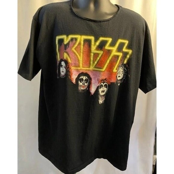 Vintage KISS T Shirt Men XL 1995 KISS ARMY DEPOT Debut Album Cover T Shirt - Picture 1 of 5
